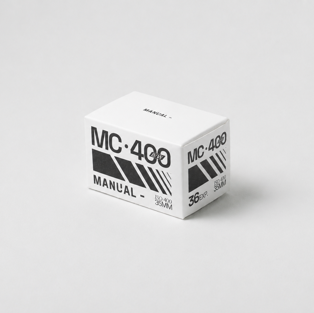 Manual MC400 B/W 35mm Film